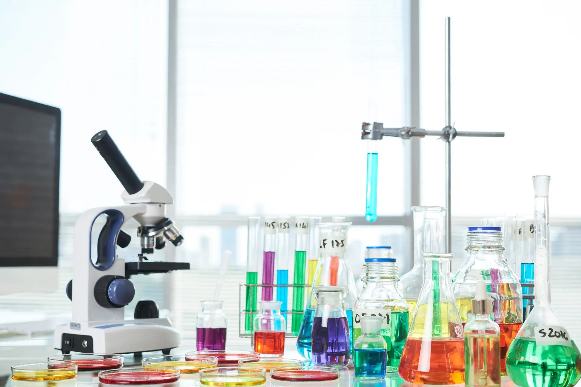  Analyse chromatographique extraits végétaux laboratoire certifié Landema