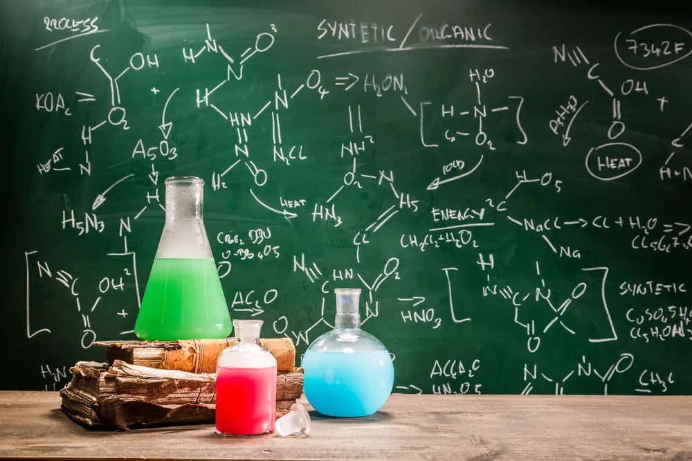 Structures moléculaires des principales familles biochimiques des extraits naturels