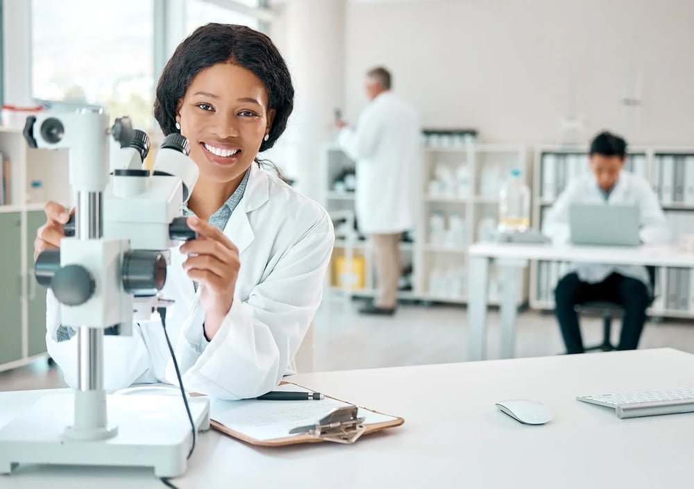 Contrôle qualité et analyses chromatographiques des extraits naturels en laboratoire