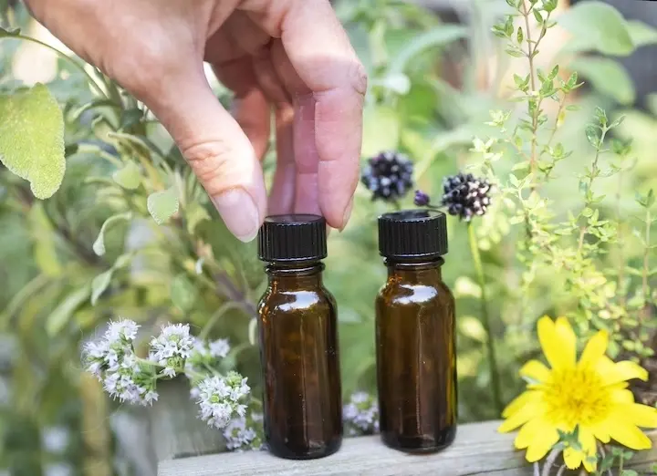 Huiles essentielles contrefaites