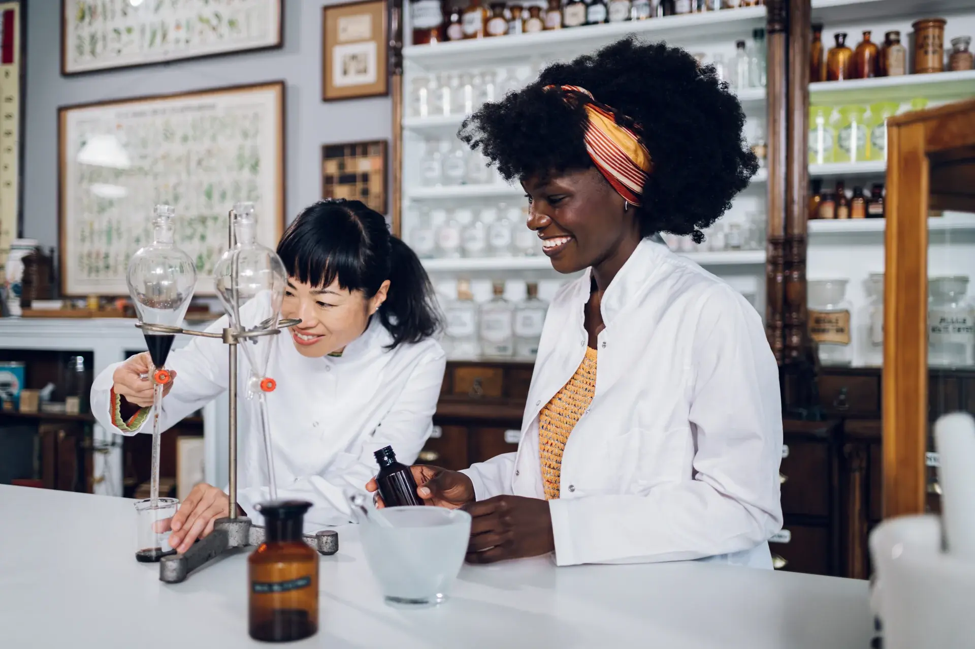 Artisanal perfume designer